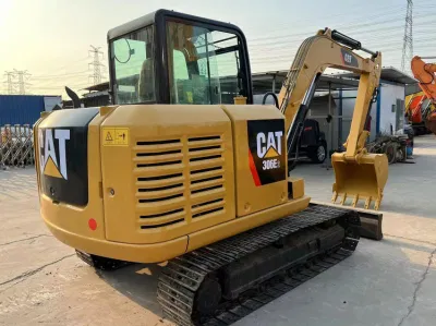 中古 Cat 306e2 中古掘削機 Caterpillar 306 ゴム クローラーとロータリー クイック コネクション付き販売